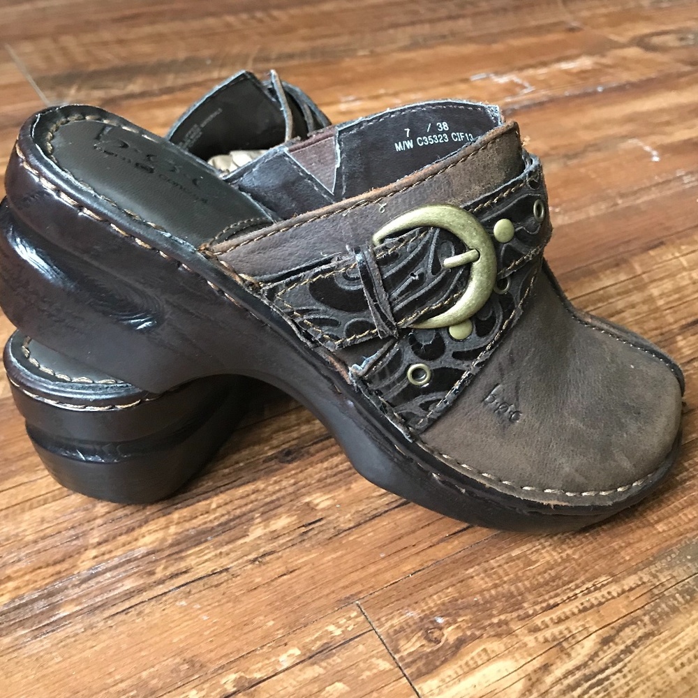 BOC Womens 7 Clogs Shoes Slip On Brown Leather